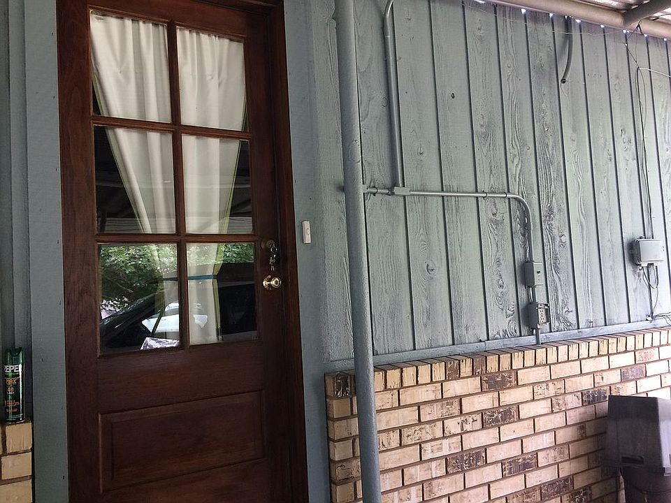 1st image of 304 Cecelia Dr