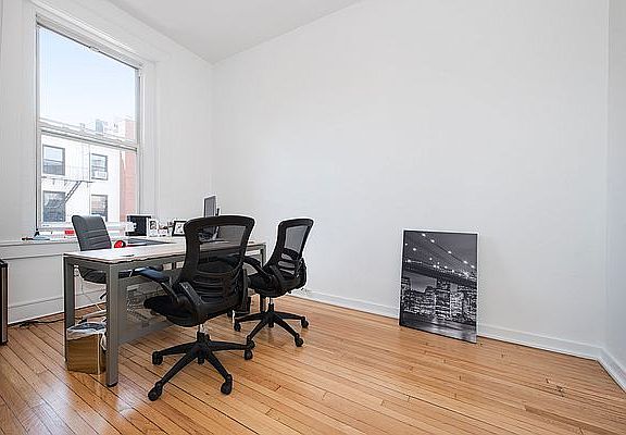 3rd image of 162 Montague St Floor 2