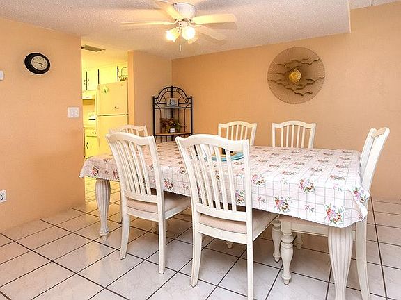4th image of 3807 S Atlantic Ave #3010