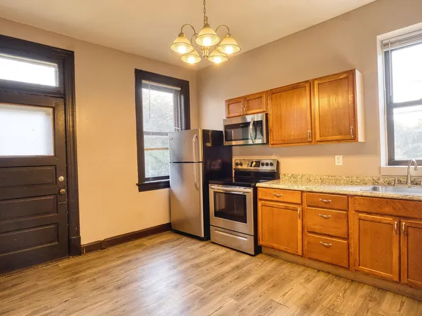 2303 Russell Blvd #1F, Saint Louis, MO 63104