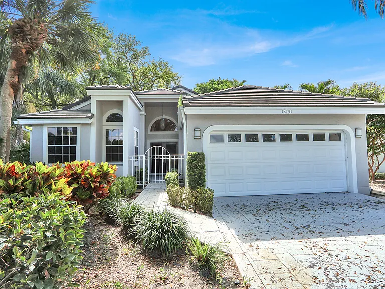 12751 Touchstone Pl — Photo 2