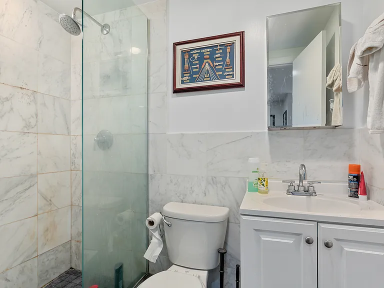 91 Christopher St #19 — Photo 6