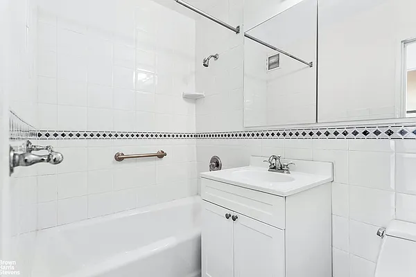 Rented by Brown Harris Stevens | media 11