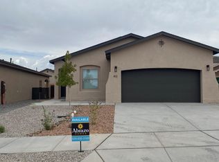 412 Wyatt Ave, Los Lunas, NM 87031
