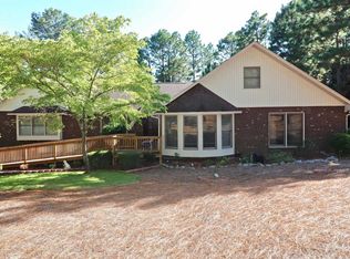 114 Somerset Ln, Pinehurst, NC 27376