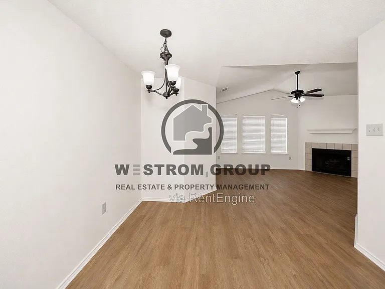 316 Crowe Dr — Photo 11