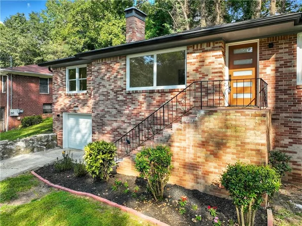 2885 Dale Creek Dr NW, Atlanta, GA 30318