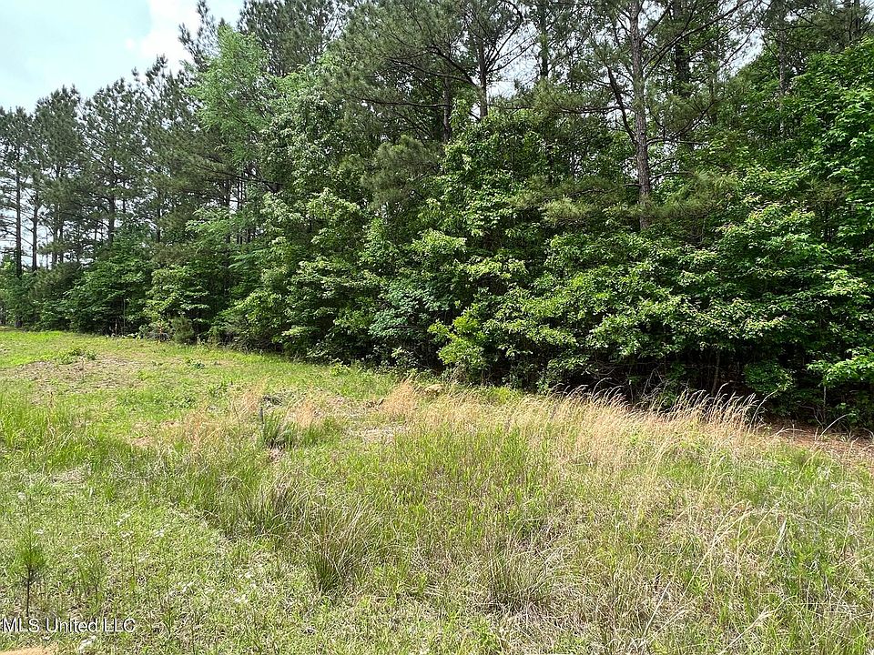 1st image of 112 Forest Lake Dr #65