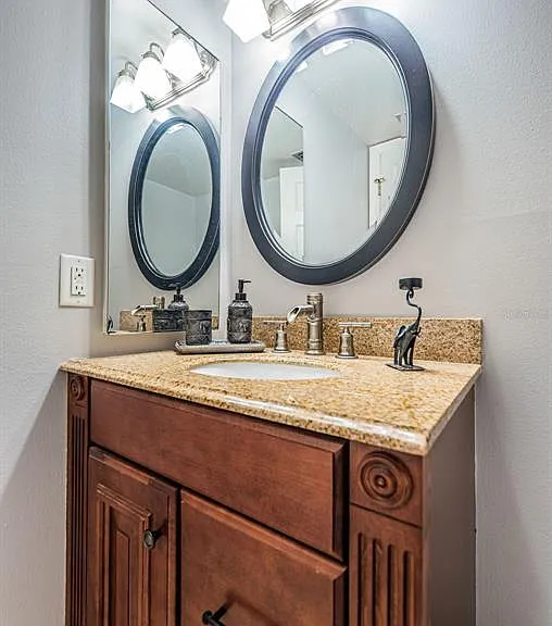 6295 Bahia Del Mar Cir #405 — Photo 26