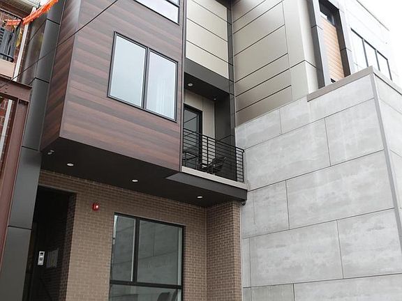 5th image of 116 Richmond St APT 3