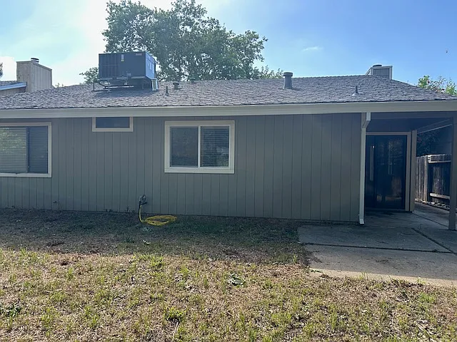 8601 Stratus Dr — Photo 17