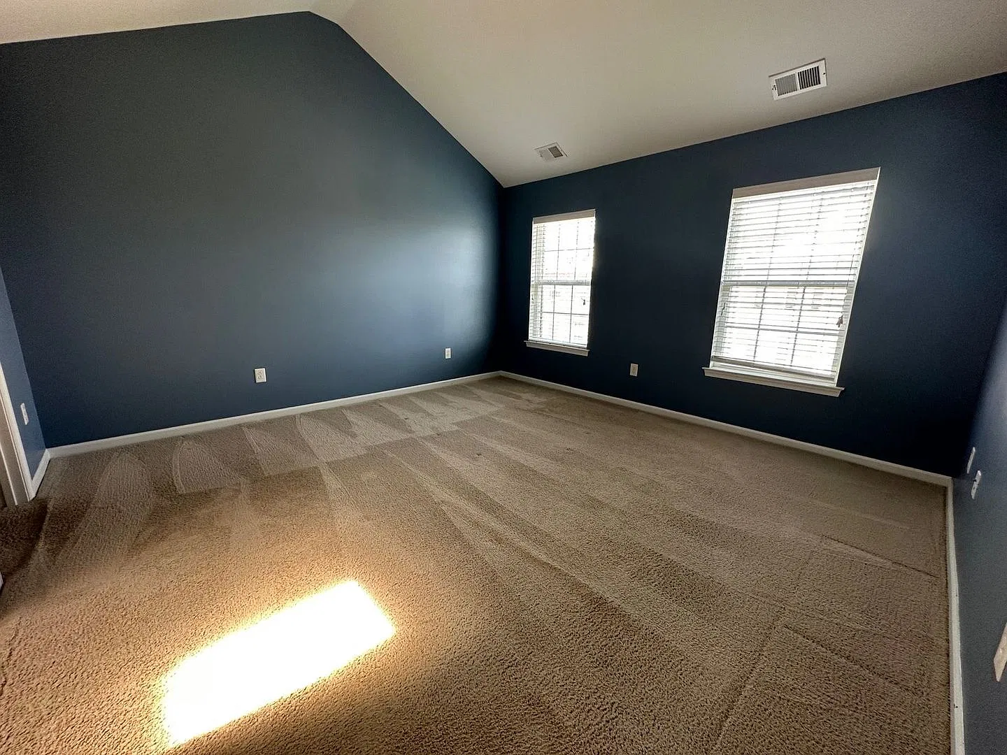 Incredibly modern 3-story home in Spence Crossing!! — Photo 4