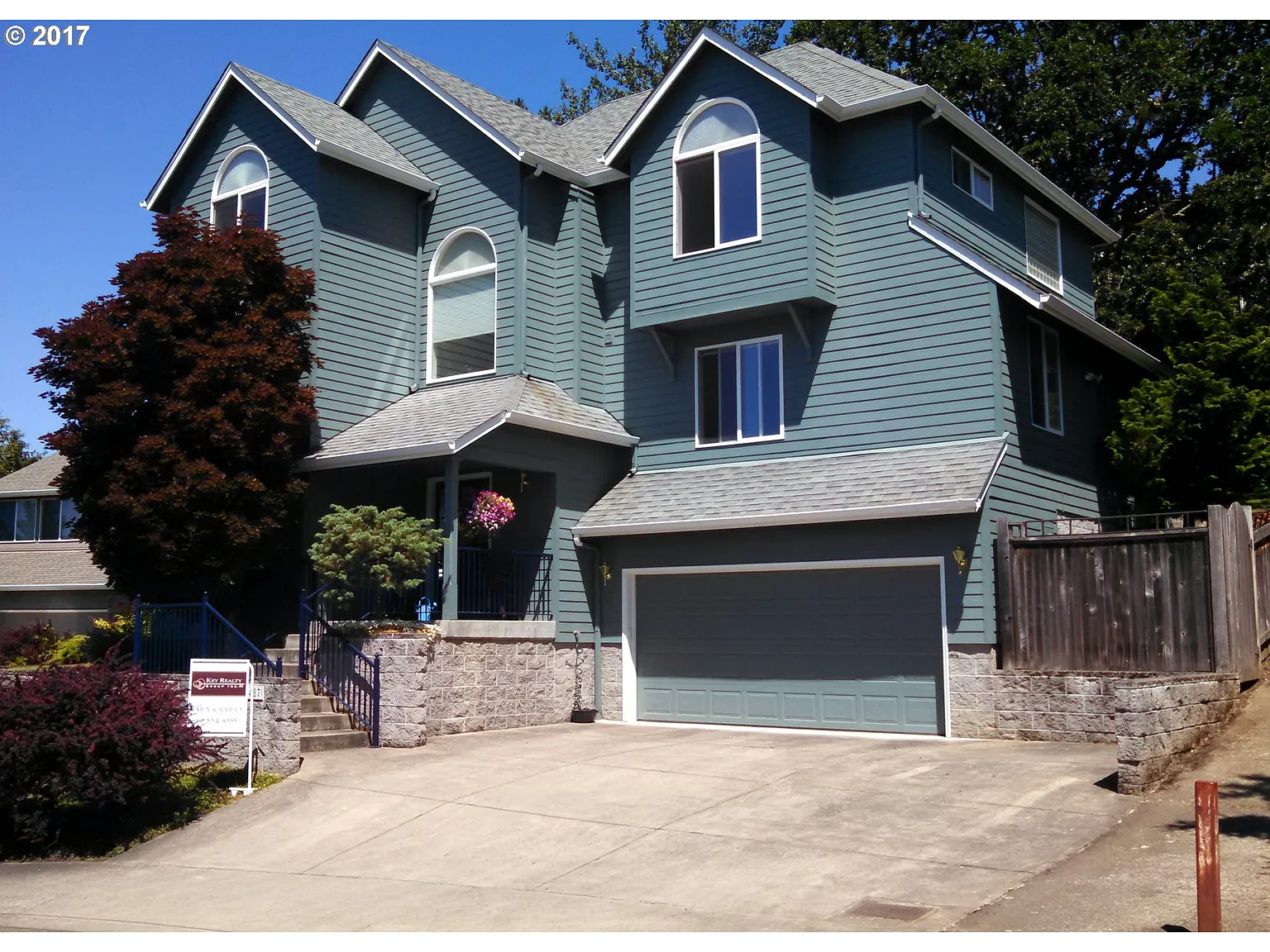 2487 Park Forest Dr photo 1