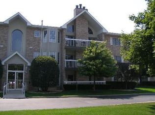 7787 Bristol Park Dr #1, Tinley Park, IL 60477