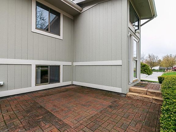 4th image of 7139 N Holmes Pl Unit E