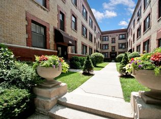 543-53 W Wellington Ave #2728174, Chicago, IL 60657