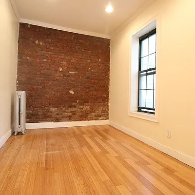 Rented by Nooklyn NYC LLC | media 9