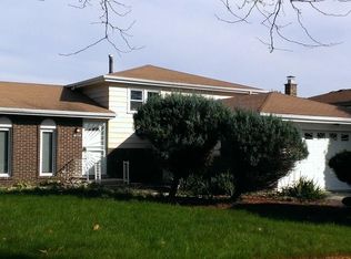 6114 Elm Ln, Matteson, IL 60443