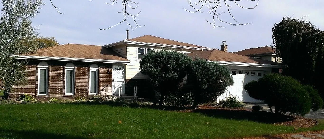 6114 Elm Ln photo 1