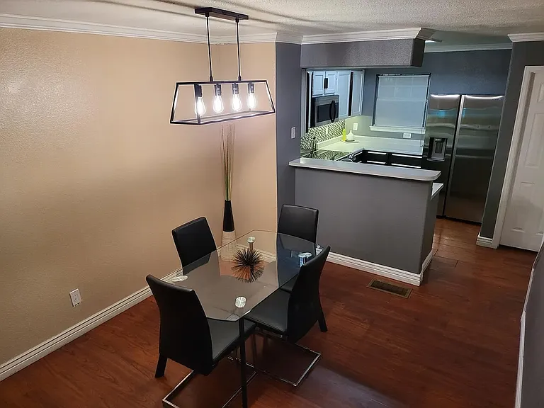 11809 E Kepner Dr — Photo 16