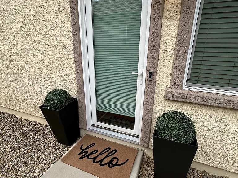Note: photo is from current tenant