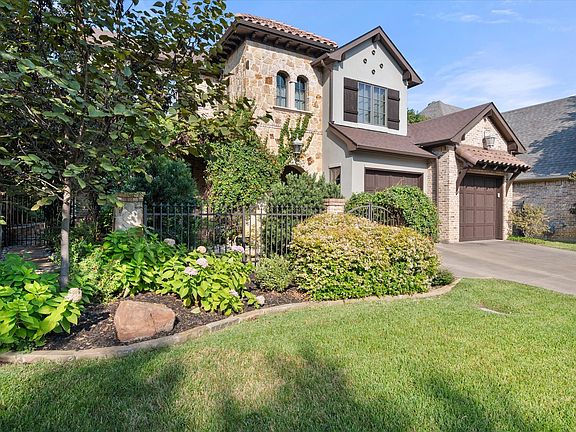 2nd image of 920 Nottingham Rd