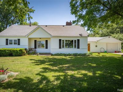 6112 State Rd, Lakeport, MI, 48059