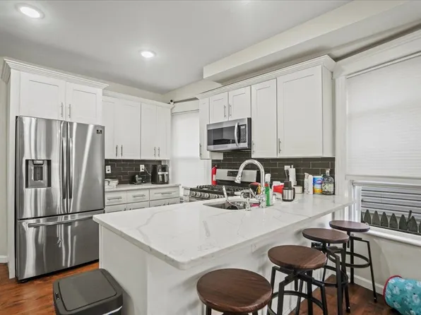 244 Clinton Avenue image 8 of 37