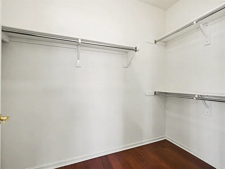 4304 Gateway Cir — Photo 14