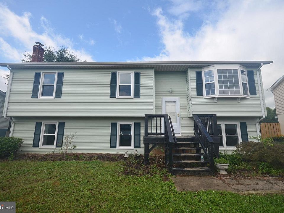 1st image of 10936 Blake Ln