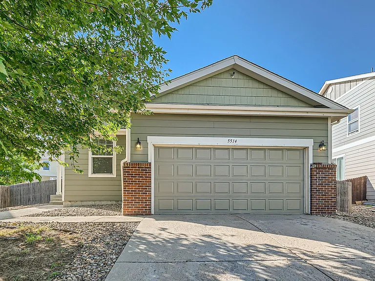 5514 Laredo St — Photo 1