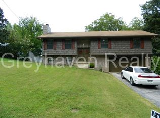8193 Richland Dr, Hixson, TN 37343