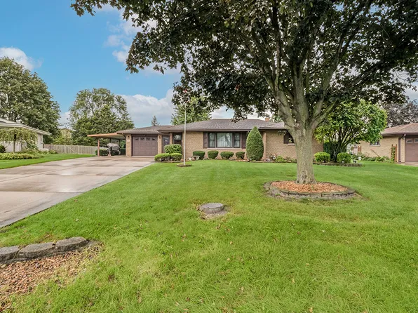 927 Maryville Dr, Lockport, IL 60441