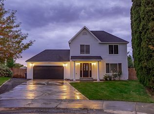 2226 Claremont Ct, Moses Lake, WA 98837