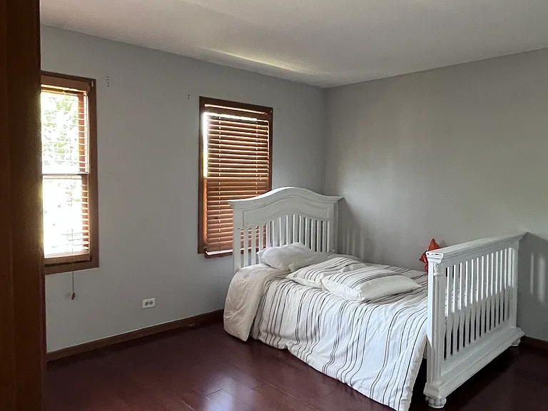 1010 N Ashbury Ave — Photo 16