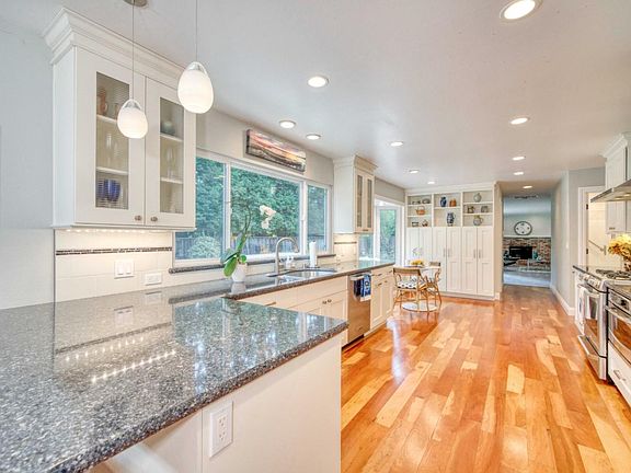2nd image of 13750 Serra Oaks Ct