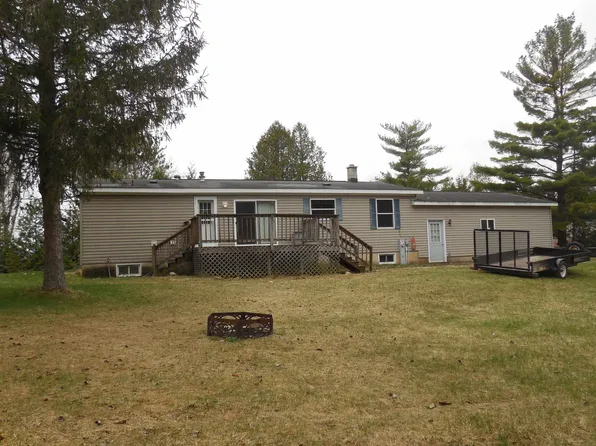 W10203 County Road B, Coleman, WI 54112