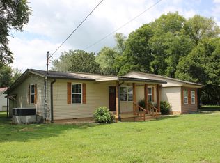 115 Beechwood Ave, Cornersville, TN 37047
