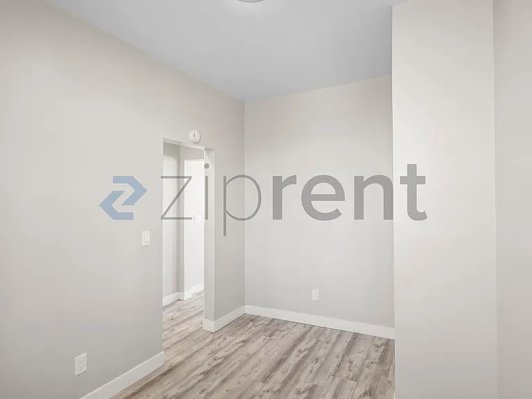 680 14th St #412 — Photo 20