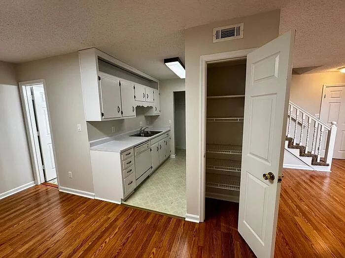 1775 Jeff Rd NW #A — Photo 8