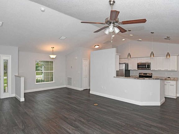 5th image of 6457 NW Foxglove St