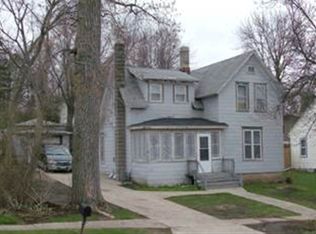 512 Columbia Ave, Deforest, WI 53532