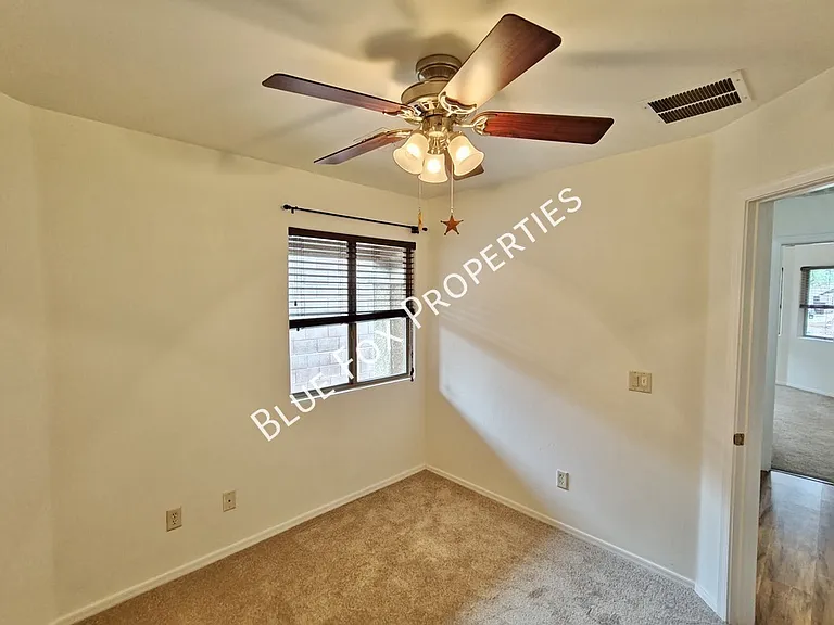 10923 S Lake Gambusi Dr — Photo 32