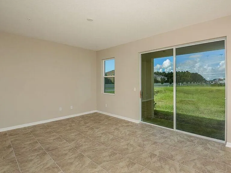 15613 Orange Harvest Loop — Photo 4