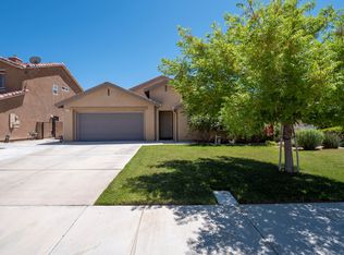 646 Woodgate St, Lancaster, CA 93534
