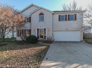 1449 Columbus Dr, Bolingbrook, IL 60490