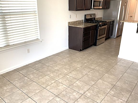 5th image of 1321 E 134th Pl
