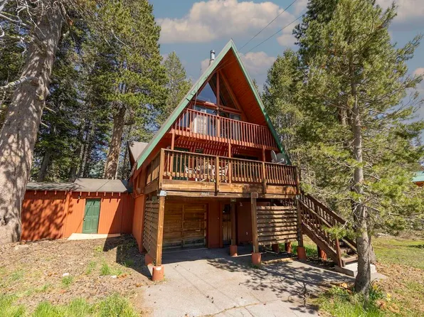 8648 Yuba Dr, Soda Springs, CA 95728