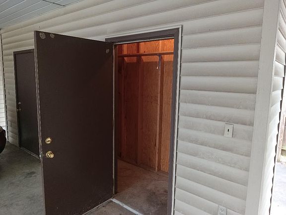 4th image of 120 W Ash St #120WASH