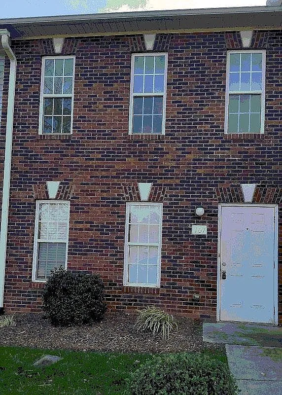 2 bed, 2.5 bath, 1440 sqft, $1,550 — Photo 1